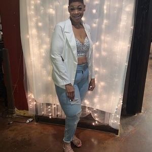 Meet your Posher, Kendrea